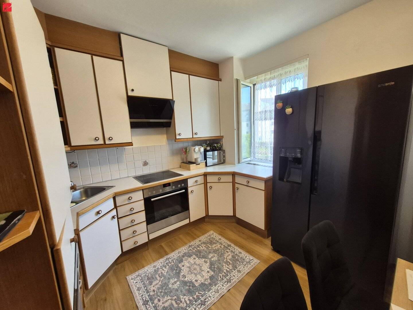 Sonnige Familienwohnung mit Loggia in ruhiger Lage