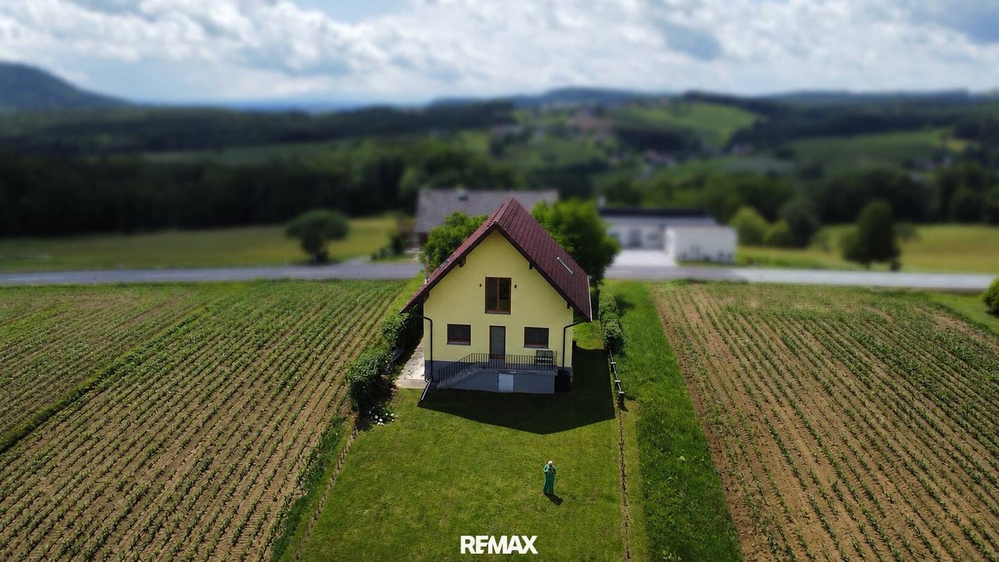 Massivhaus mit unverbaubarem Fernblick in der Südoststeiermark