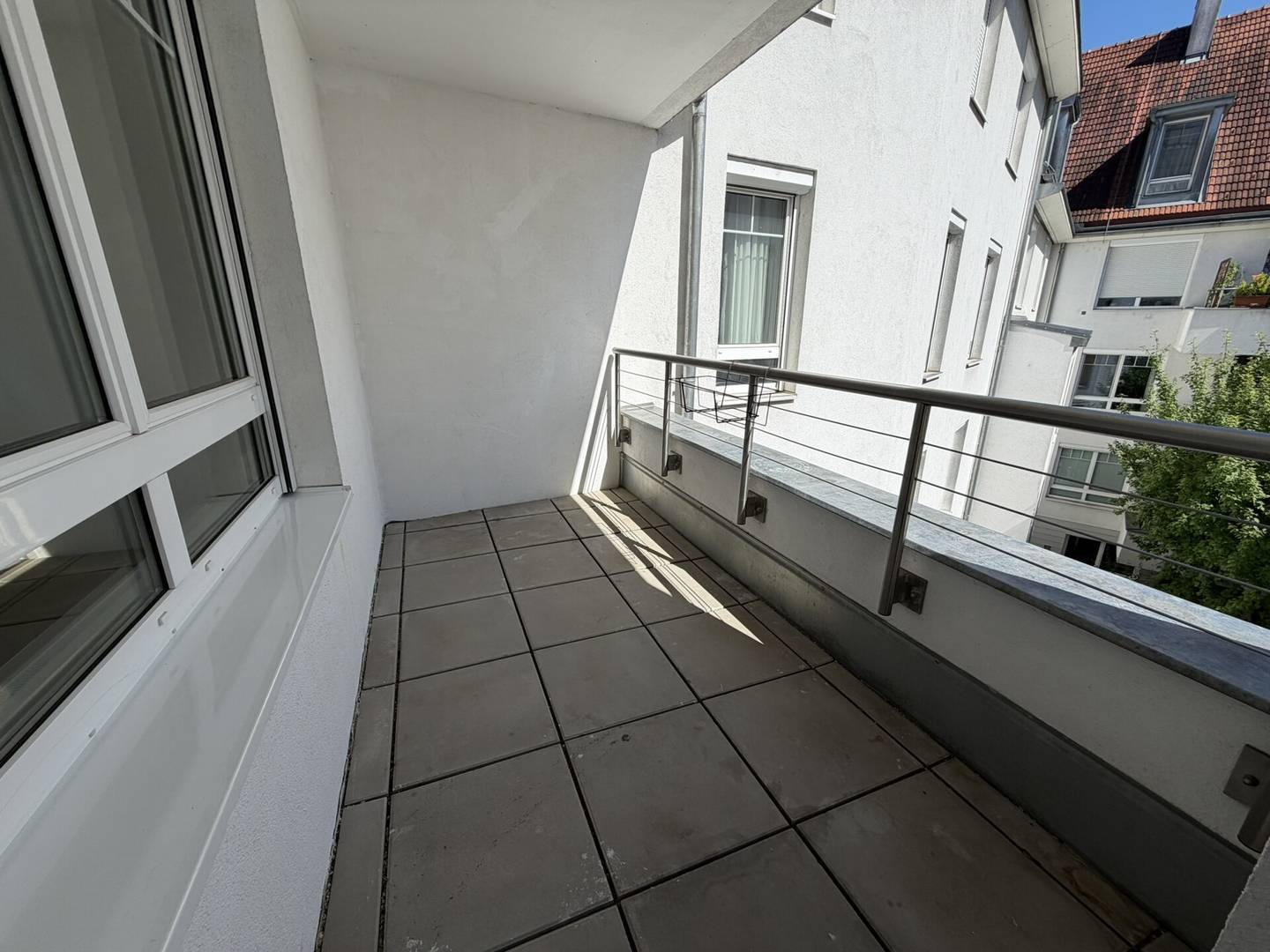 Ruhige 2 Zimmer Wohnung mit Loggia und Lift