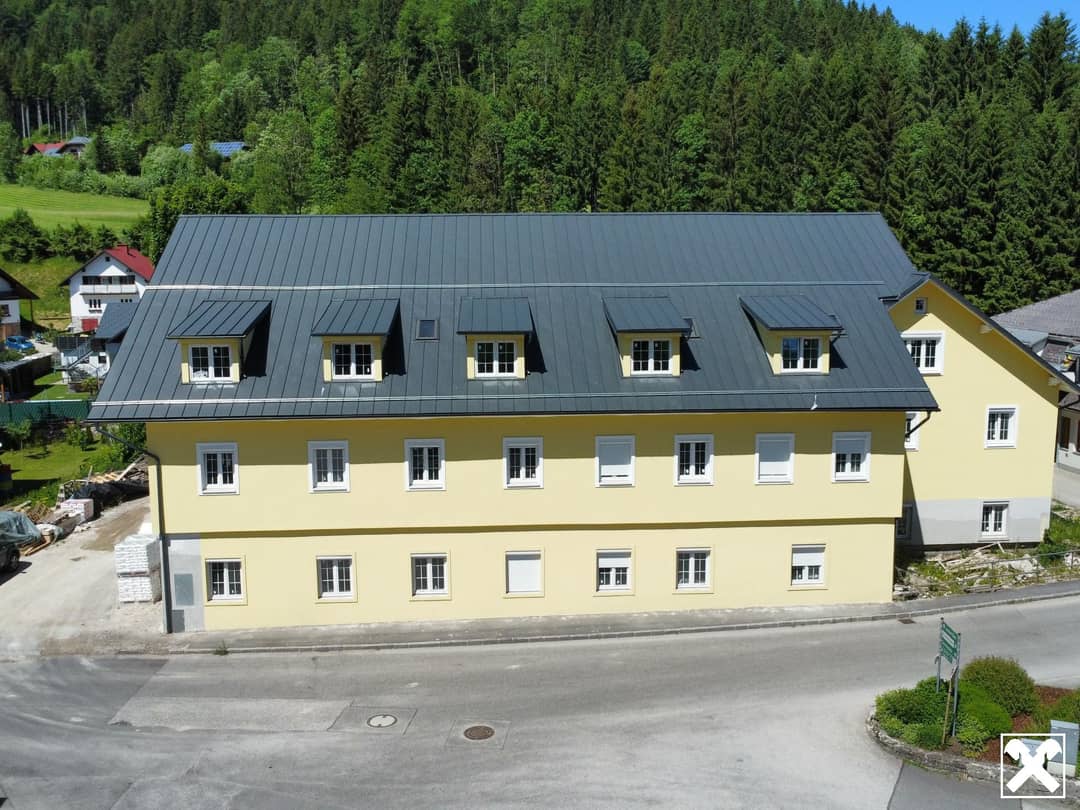Wohnung mit Balkon im revitalisierten Altbau