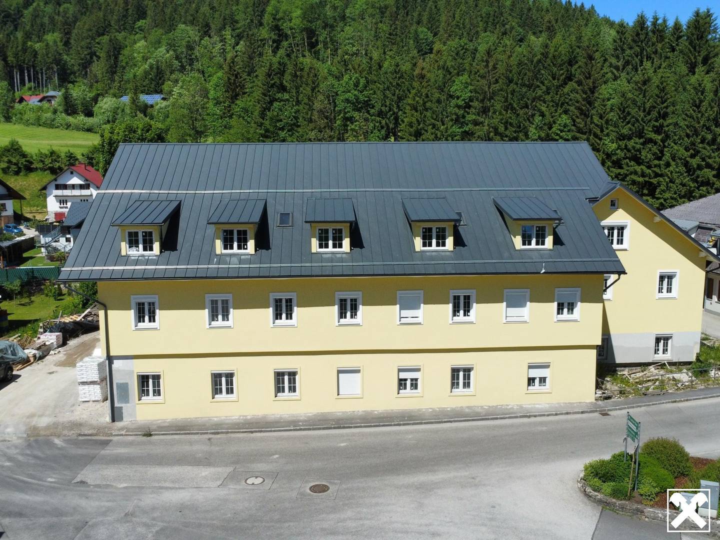 Wohnung mit Balkon im revitalisierten Altbau