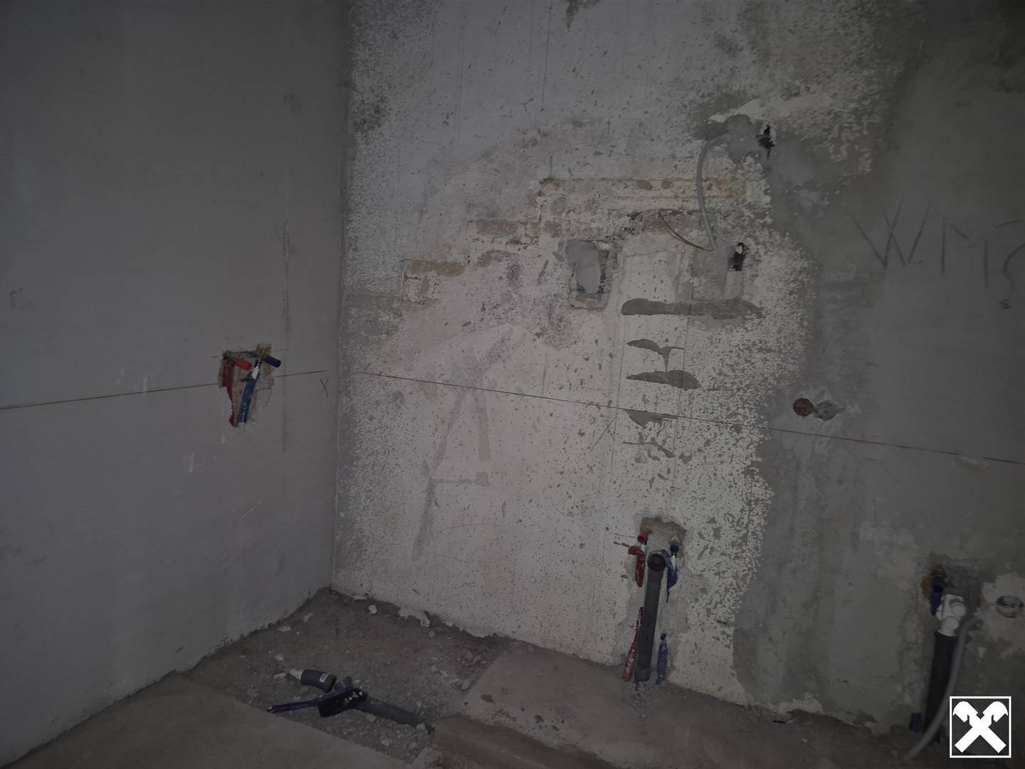 Historische Altbauwohnung mit Balkon und Parkplatz