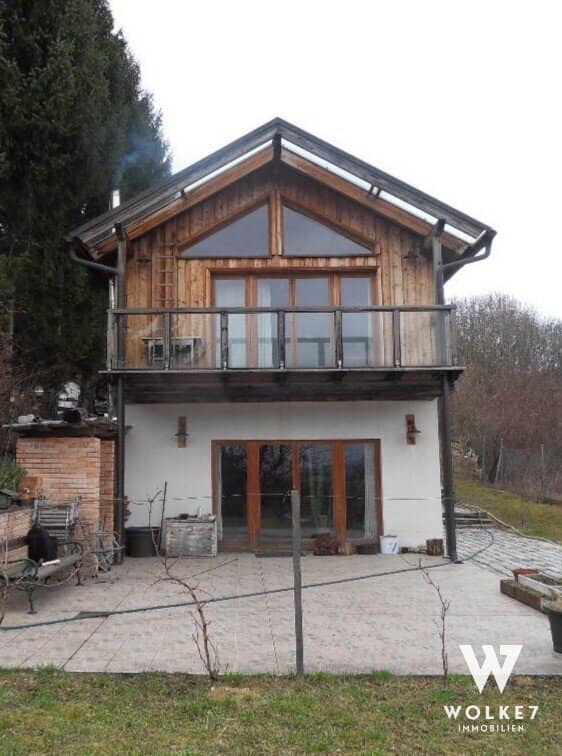 Holzhaus mit Sauna und Weinkeller am Bisamberg
