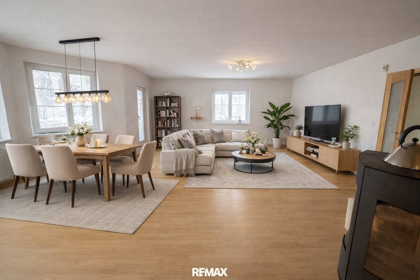 Single-family home with terrace and view of the Anninger