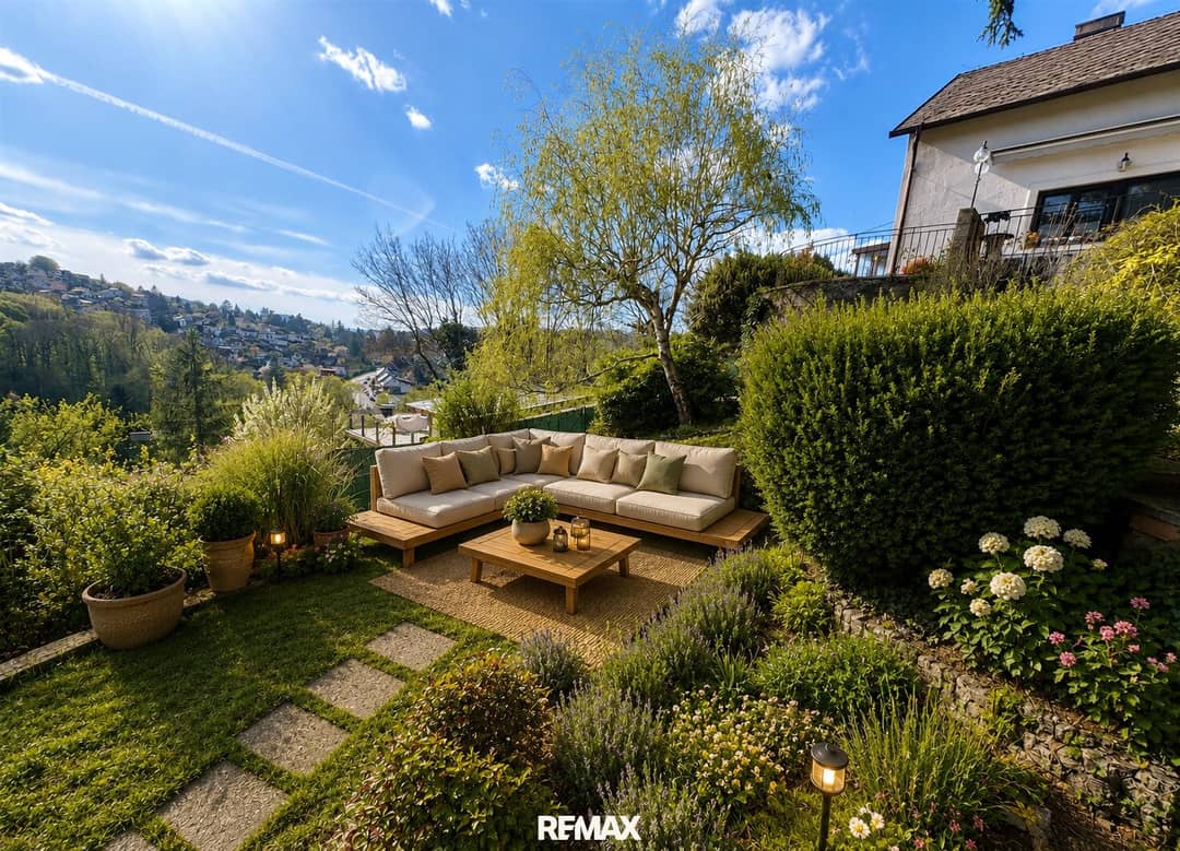 Einfamilienhaus mit Garten Pool und Fernblick