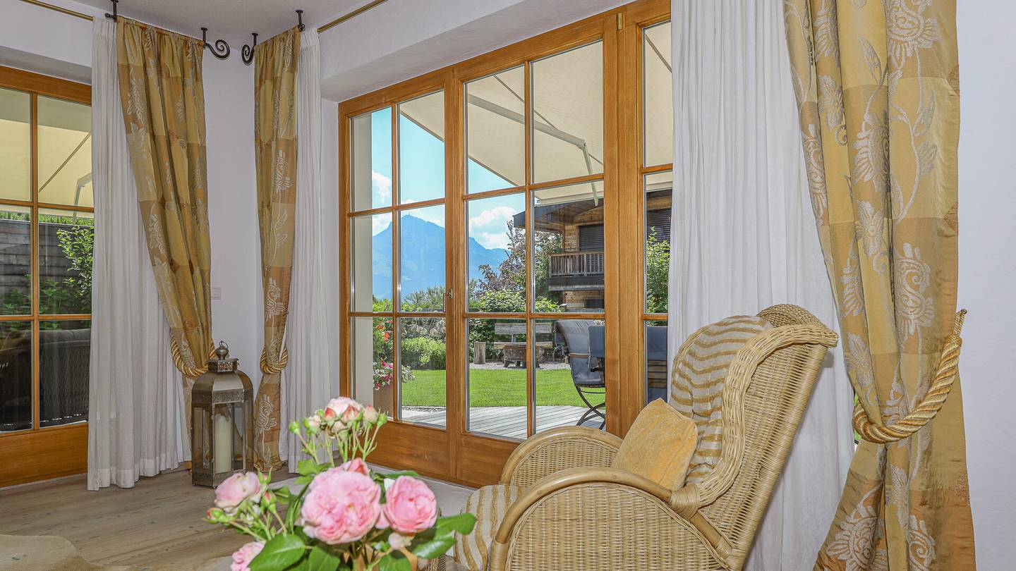 Maisonettewohnung mit Garten Terrasse und Bergblick