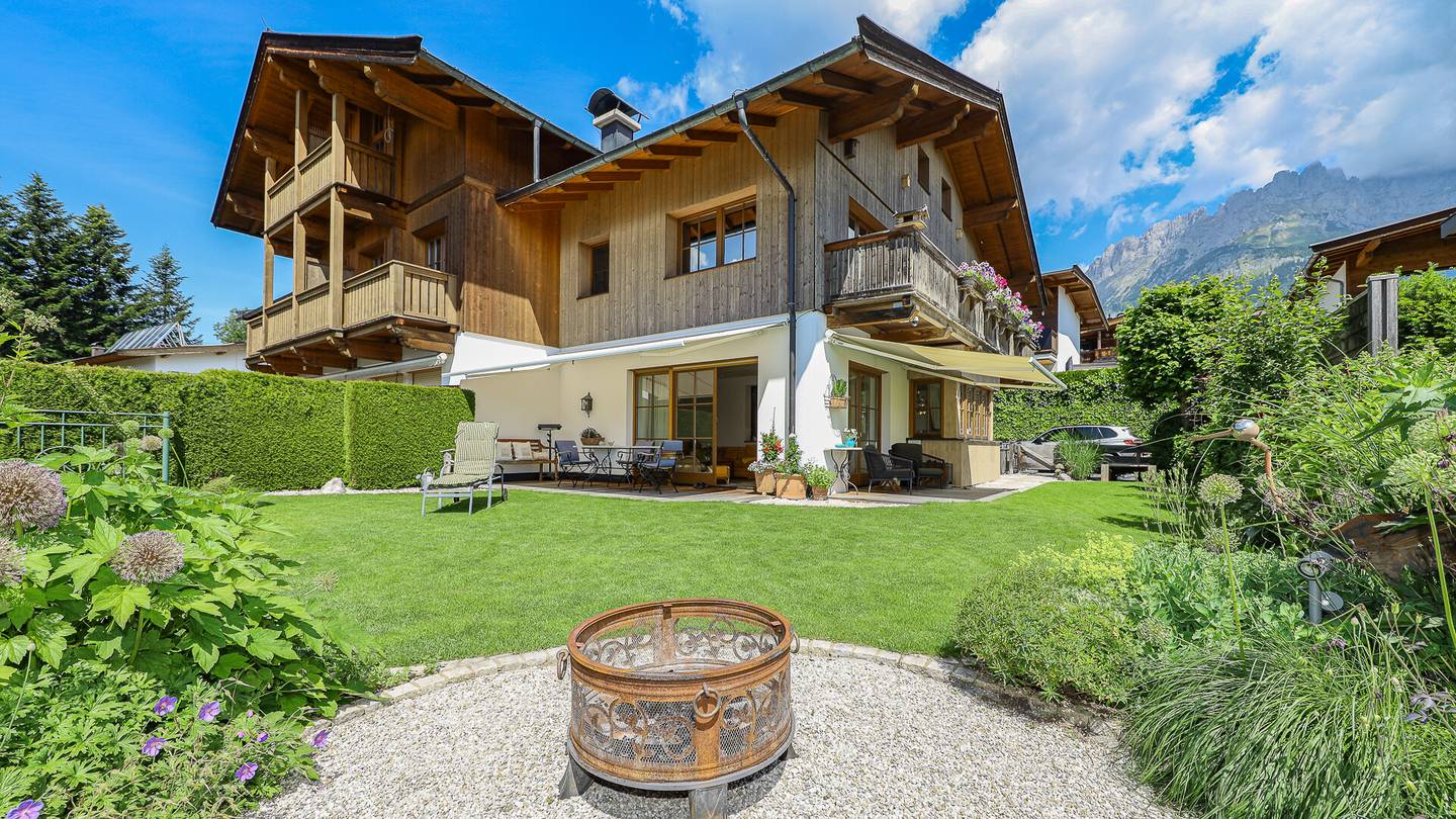 Maisonettewohnung mit Garten Terrasse und Bergblick