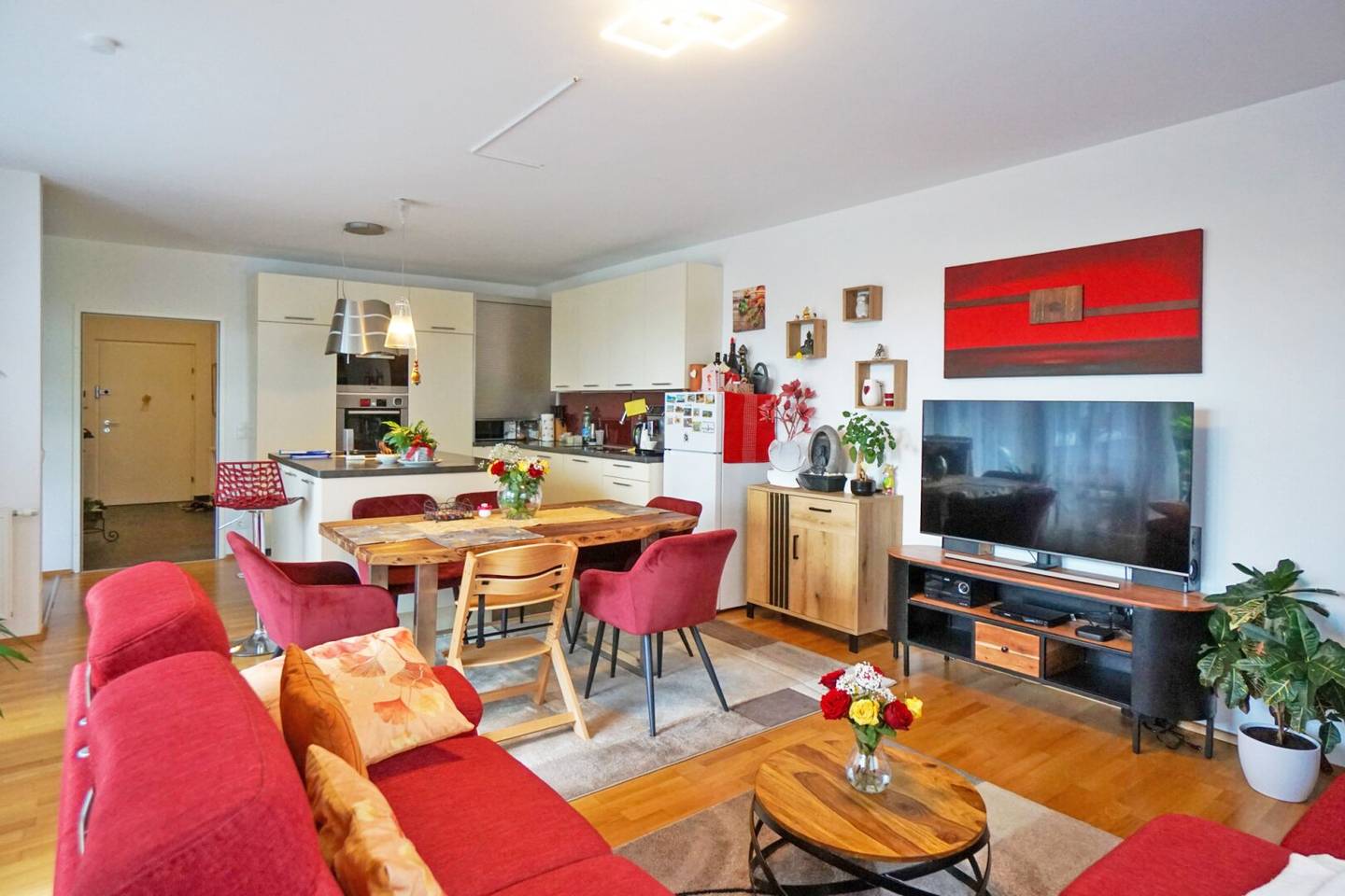 Heller Neubau mit Balkon und Waldnähe in Hadersdorf