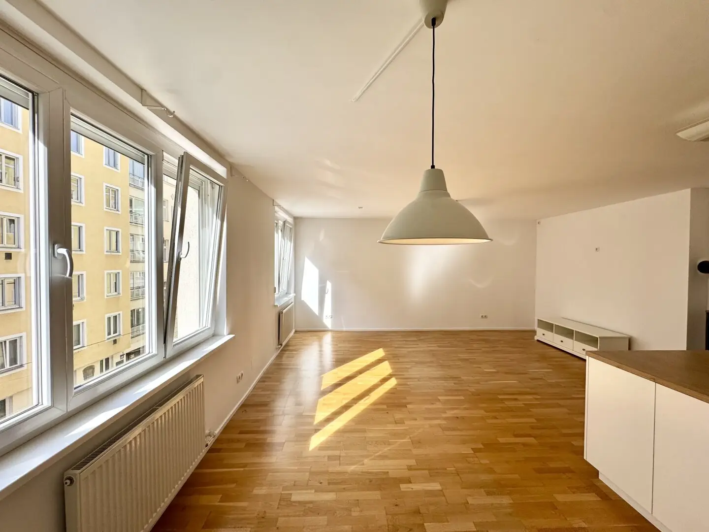 Bright Apartment with Balcony near Park