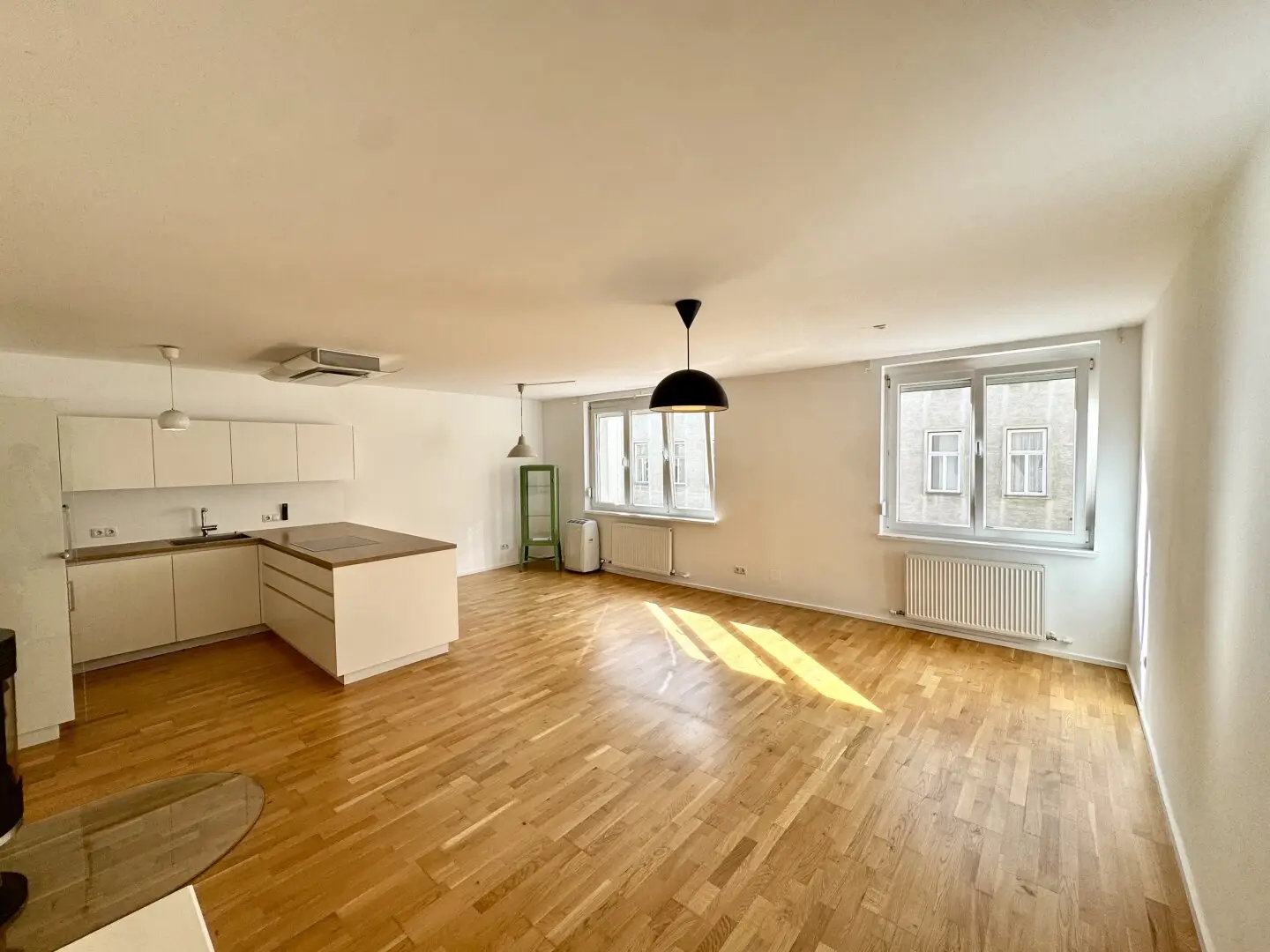 Bright Apartment with Balcony near Park