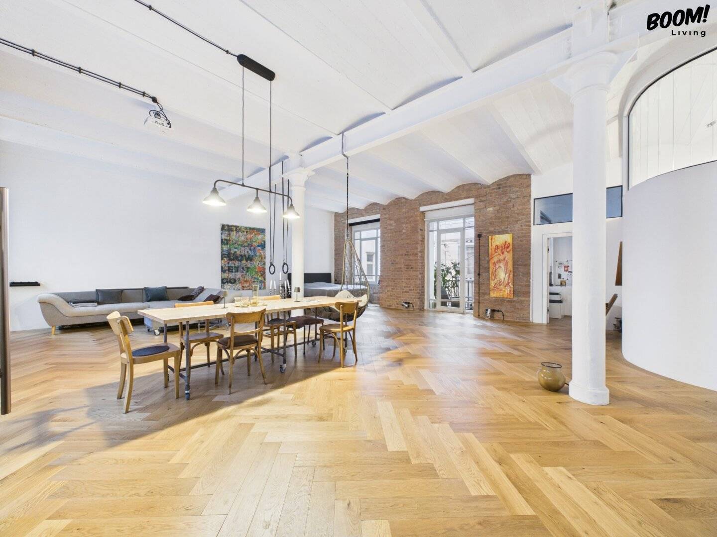 Loft apartment with rooftop terrace and balcony in Meidling