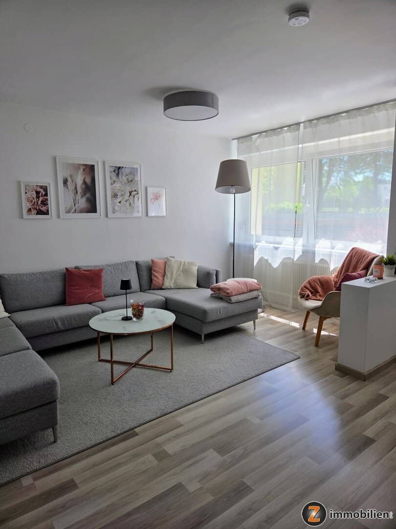 Gepflegte Wohnung mit sonniger Loggia und Garagenplatz