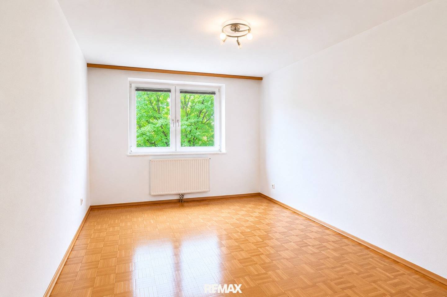 Gepflegte 3 Zimmer Wohnung mit Balkon und Stellplatz in Ottakring