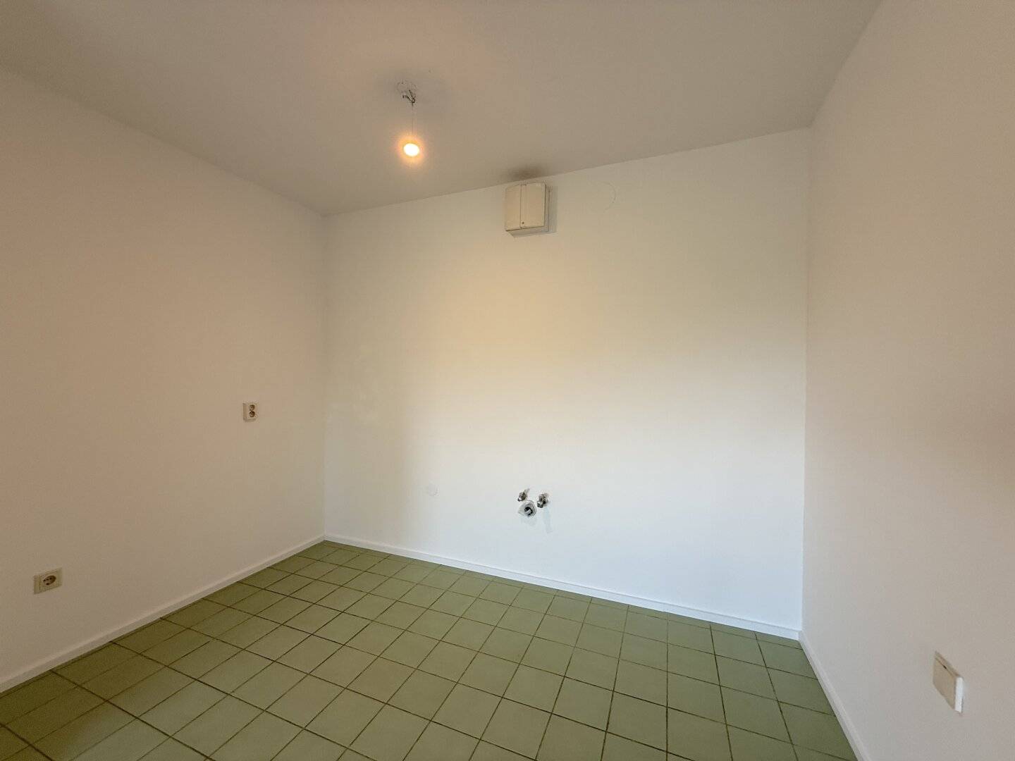 Charming 2-room apartment directly on the Danube
