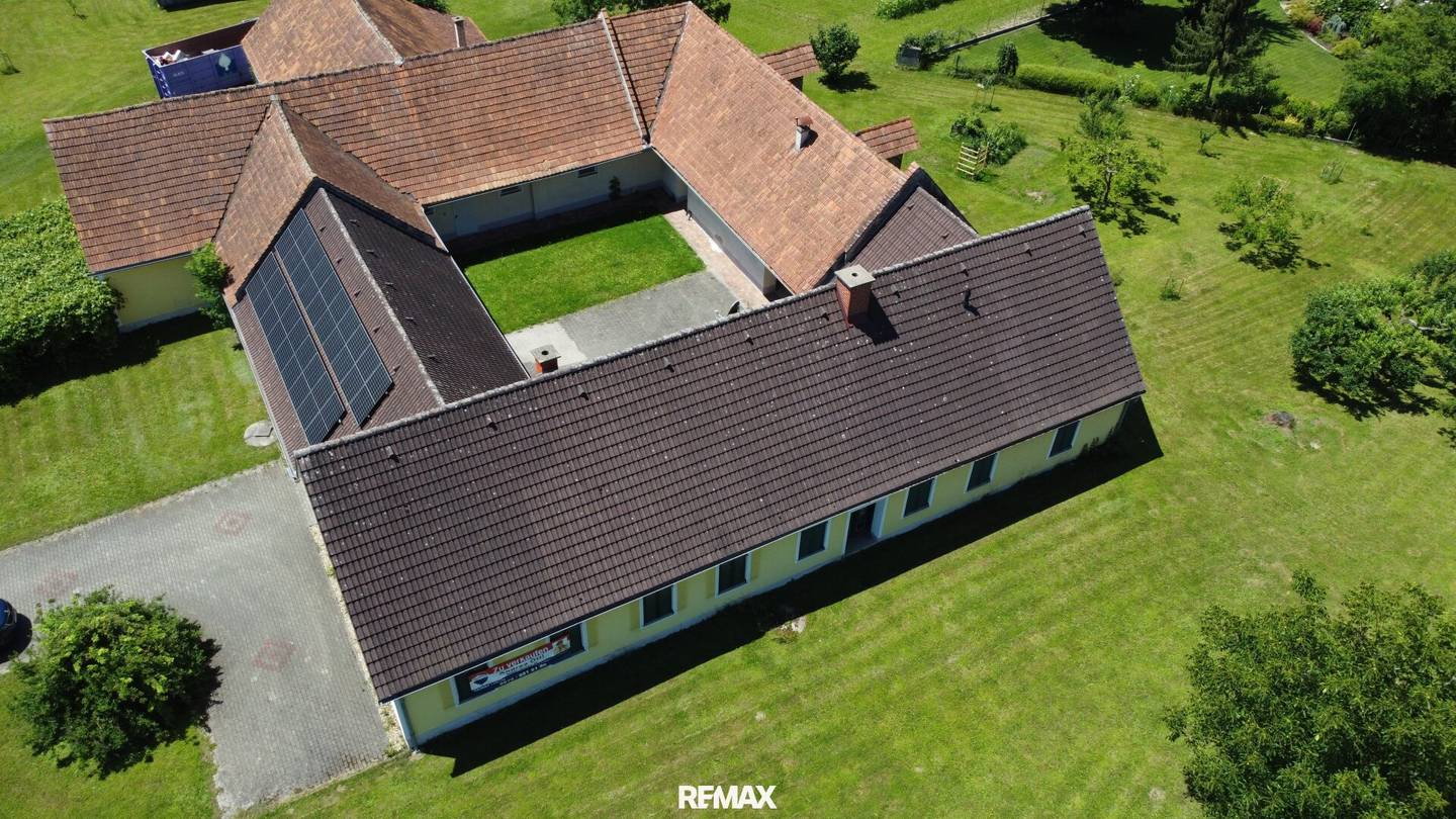 Charmantes Einfamilienhaus mit Innenhof und Photovoltaik nahe Feldbach