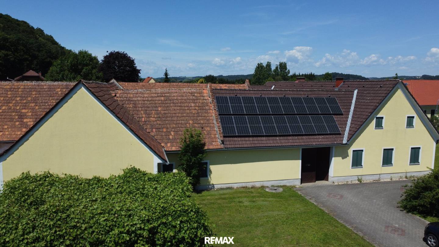 Charmantes Einfamilienhaus mit Innenhof und Photovoltaik nahe Feldbach