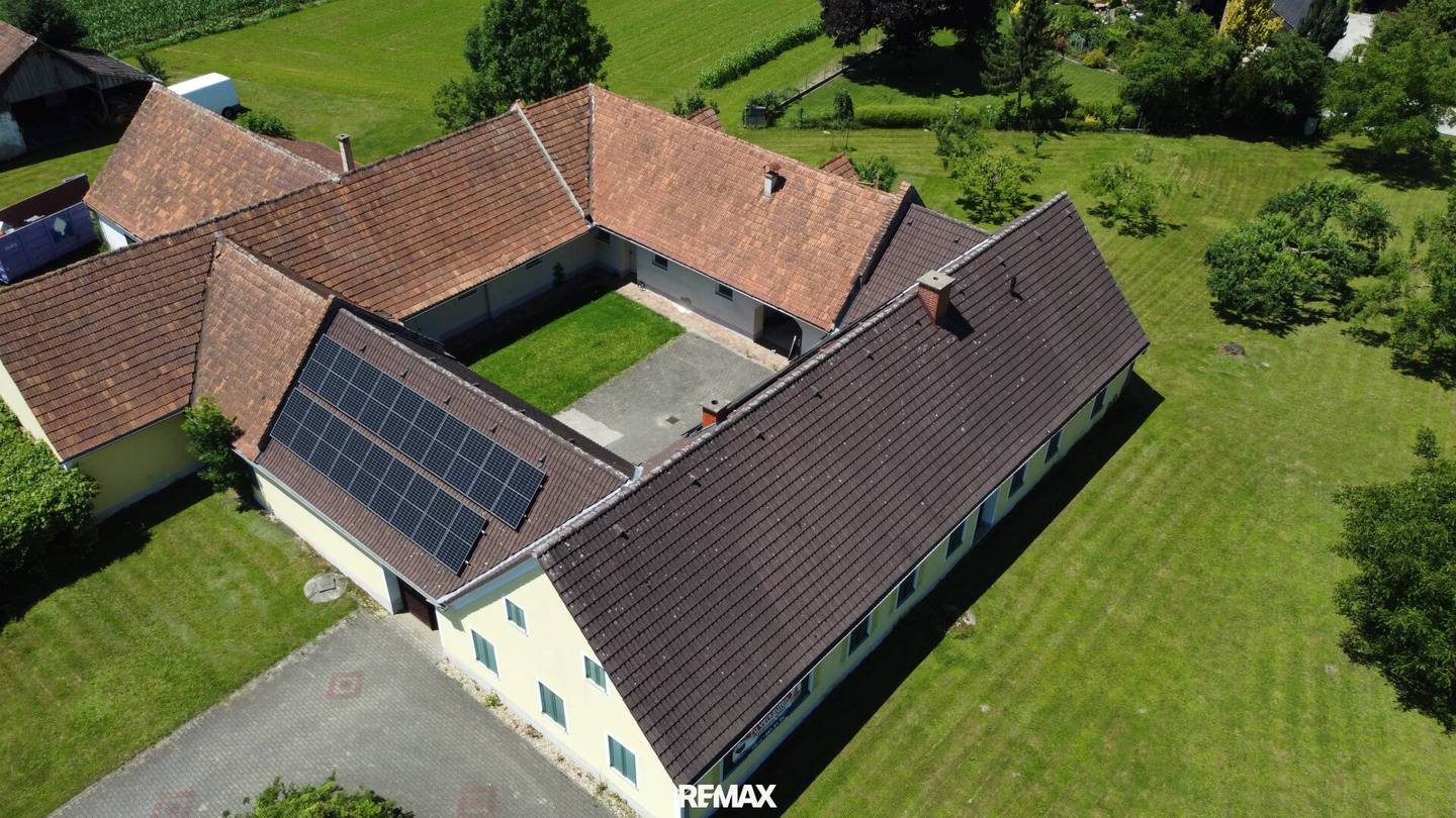 Charmantes Einfamilienhaus mit Innenhof und Photovoltaik nahe Feldbach