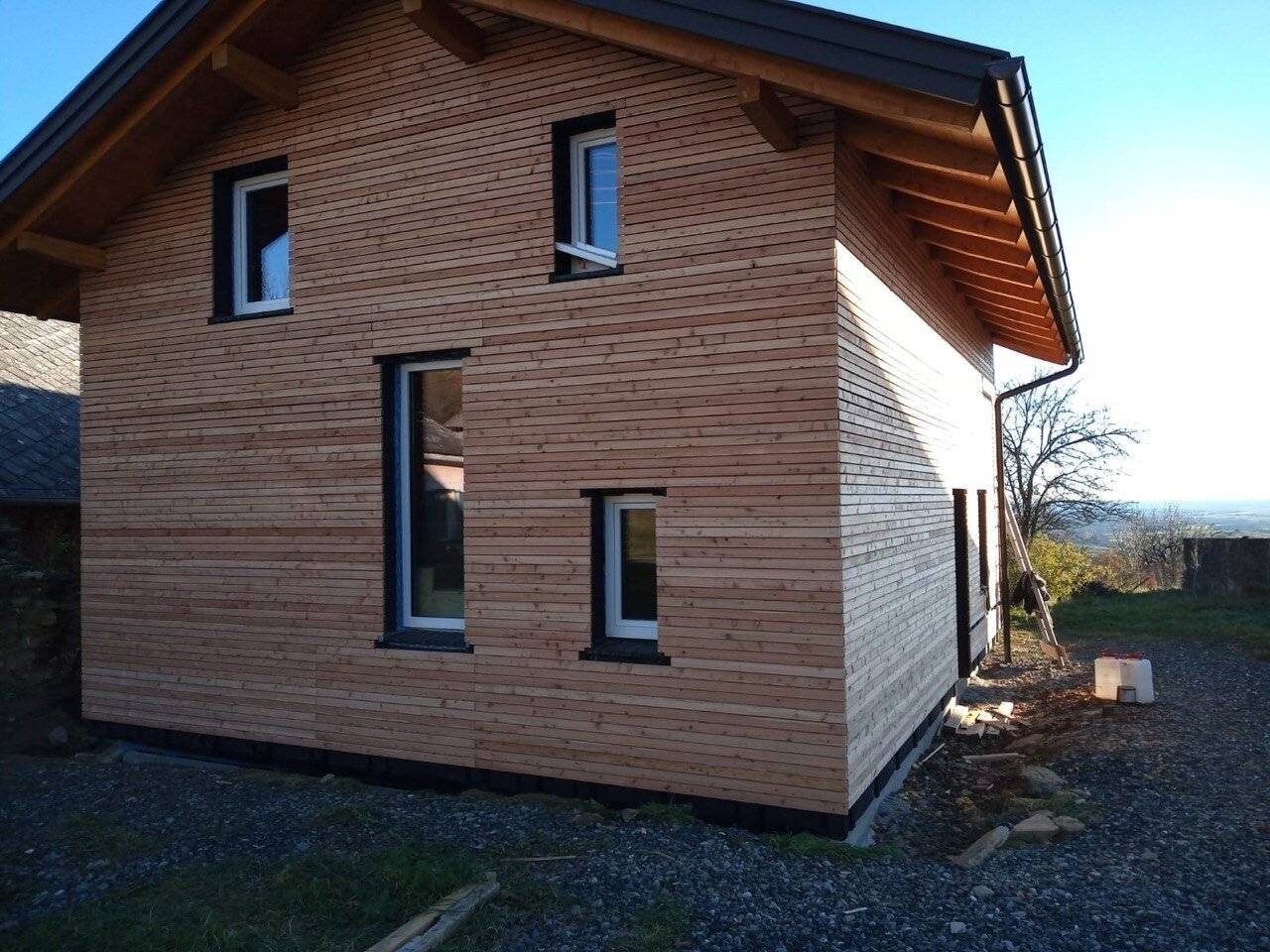 Single-family house shell with panoramic view and large plot