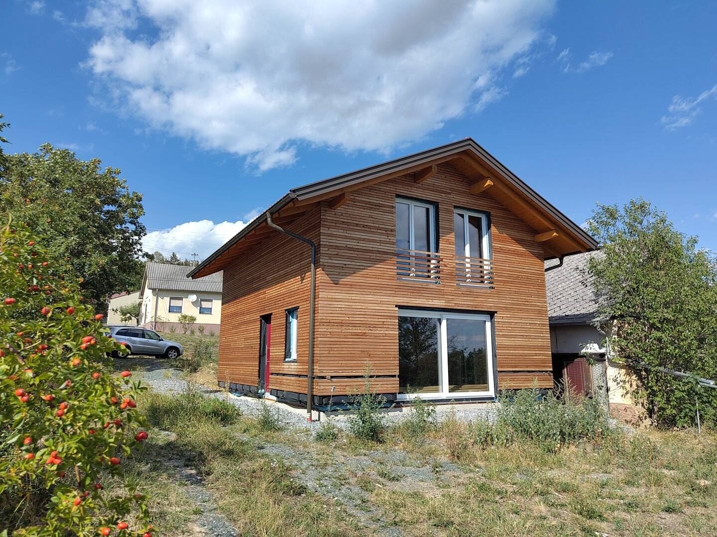Single-family house shell with panoramic view and large plot