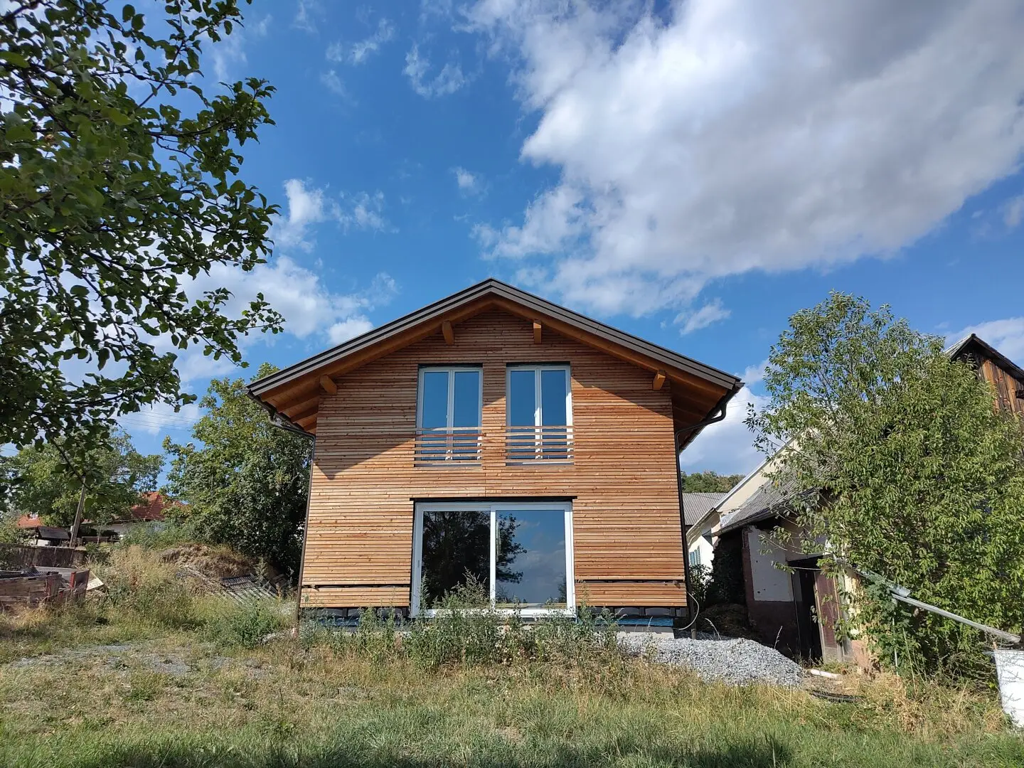 Single-family house shell with panoramic view and large plot