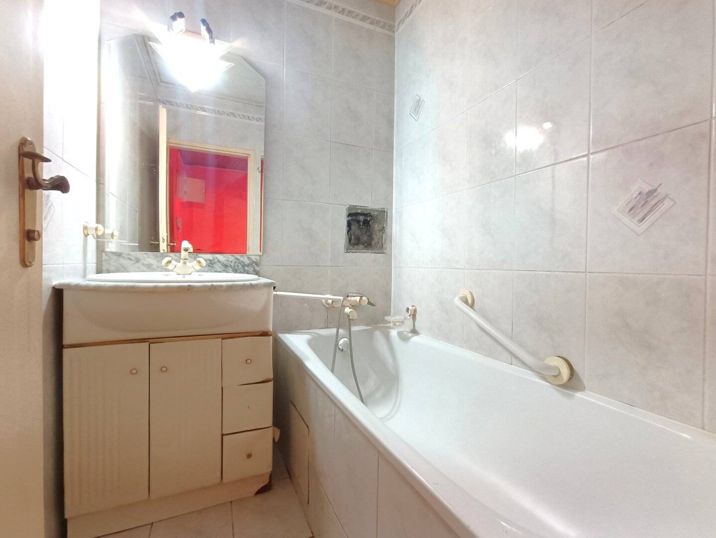 1-room apartment in new building with loggia, central heating and excellent transport links near U3 Kendlerstraße
