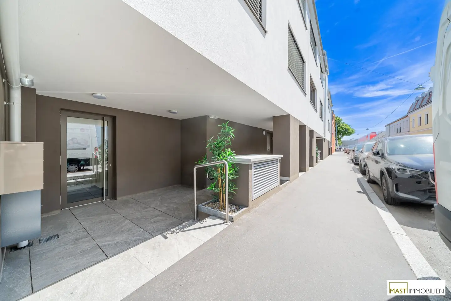 Sofort beziehbares Reihenhaus und Eigentumswohnungen in Wien-Liesing – modernes Wohnen mit Garten und nachhaltiger Technik