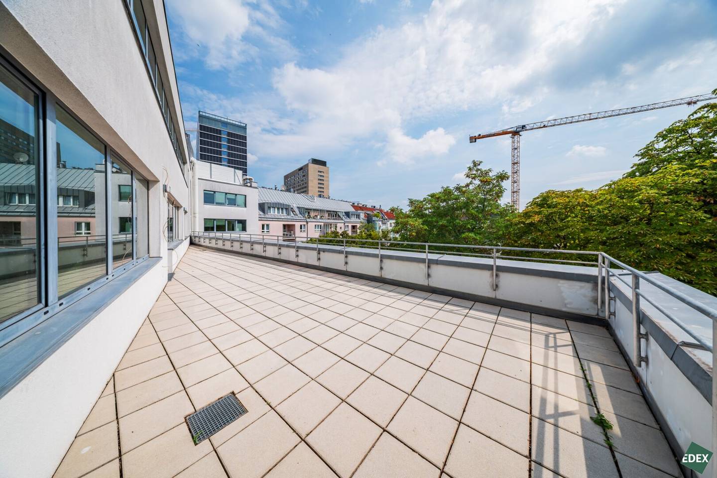Vienna Competence Center - modern offices with outdoor areas