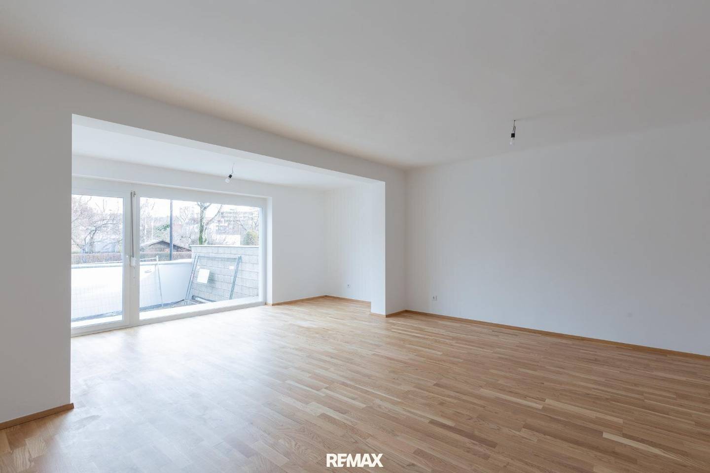 Erdgeschosswohnung mit Terrasse nahe Floßlendplatz