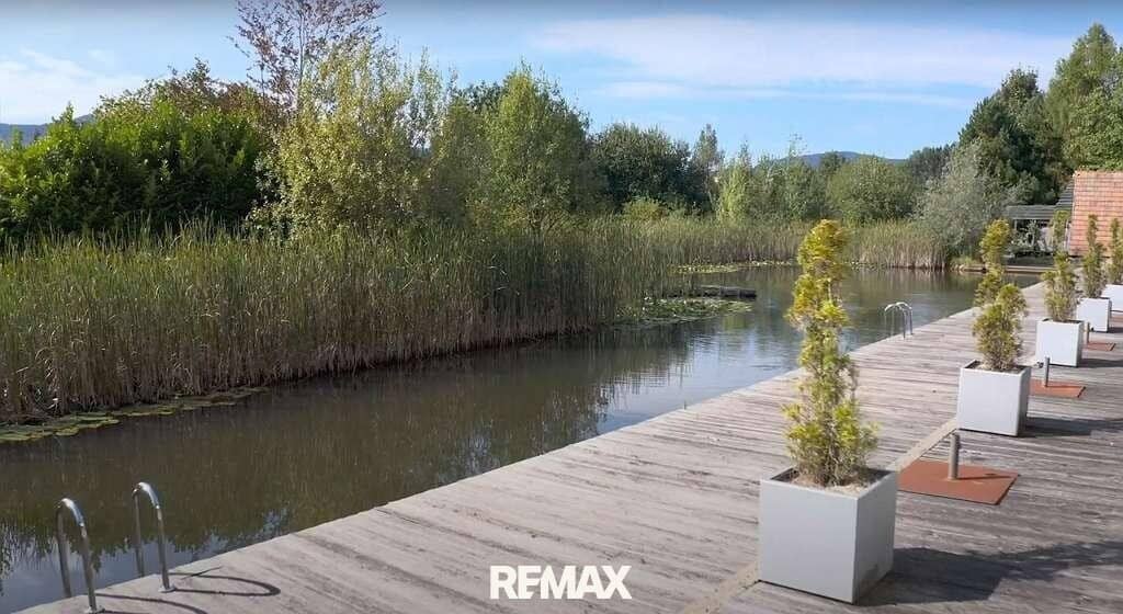 Modernes 4 Sterne Hotel mit Wellnessbereich und Naturpool