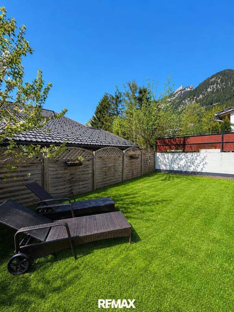 Moderne Doppelhaushälfte mit Garten in Eben am Achensee