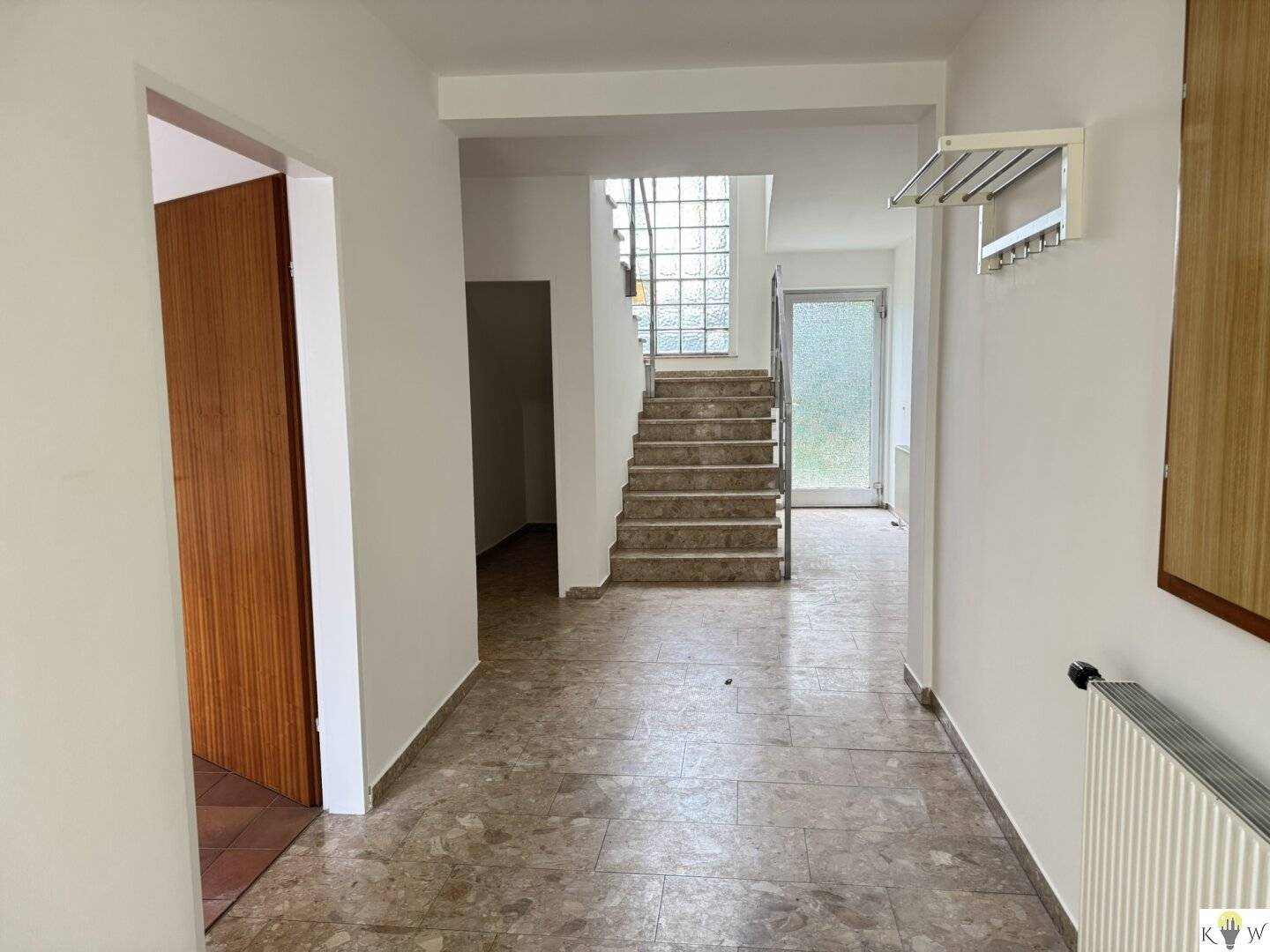 Family-friendly house with garden and garage