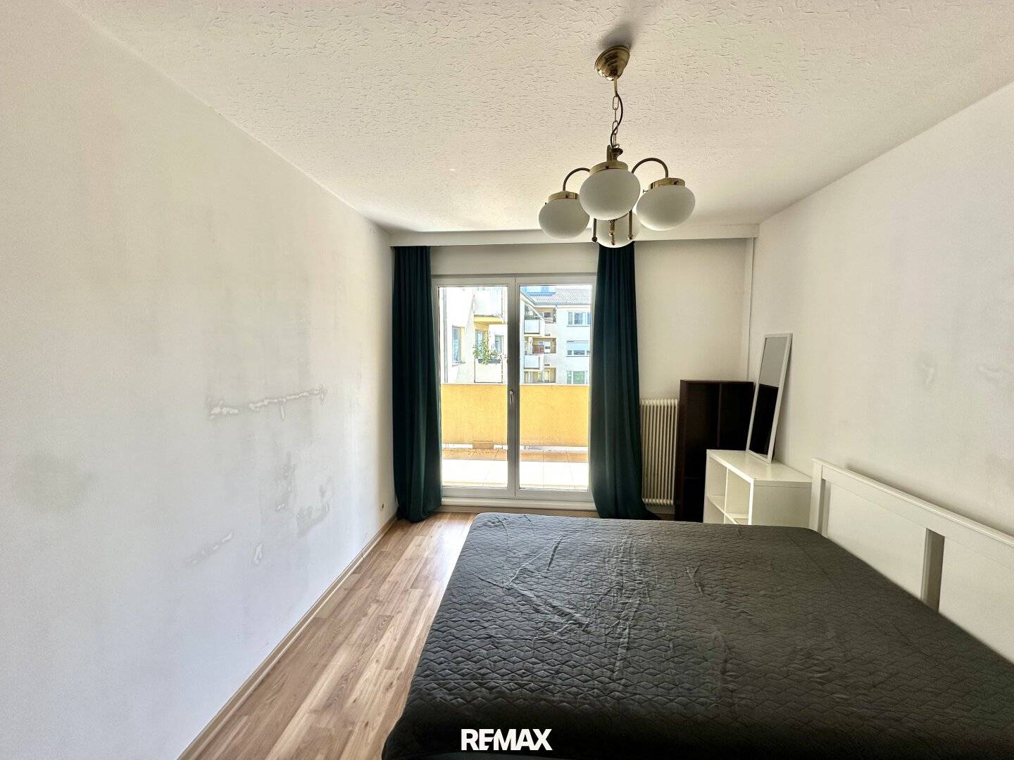 Ruhige Innenhoflage in Simmering – helle 3-Zimmer-Wohnung mit Loggia und Wohlfühlcharakter!