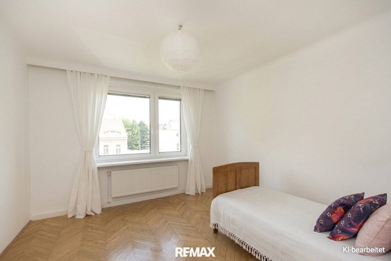 Bright 3 Room Apartment with Vineyard View in Döbling