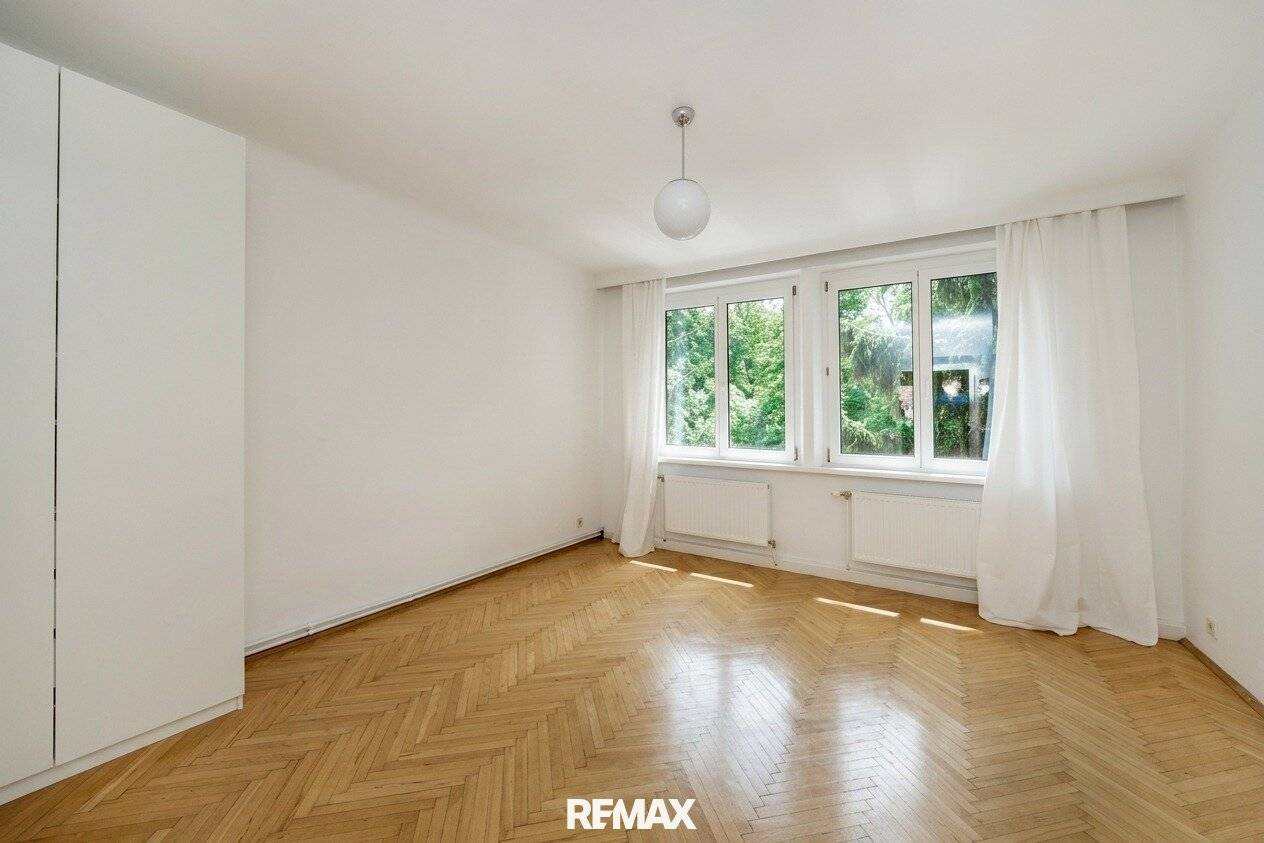Bright 3 Room Apartment with Vineyard View in Döbling