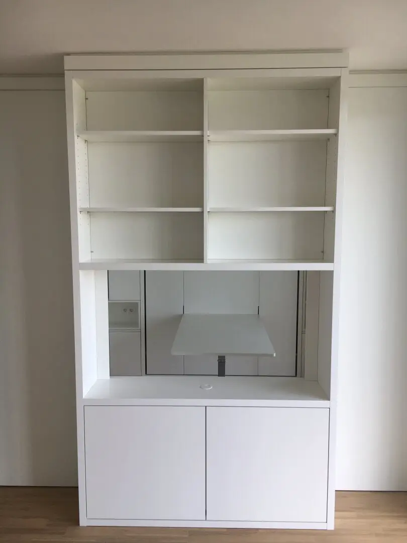 Investment Apartment with Balcony and Unobstructed View in Viertel Zwei