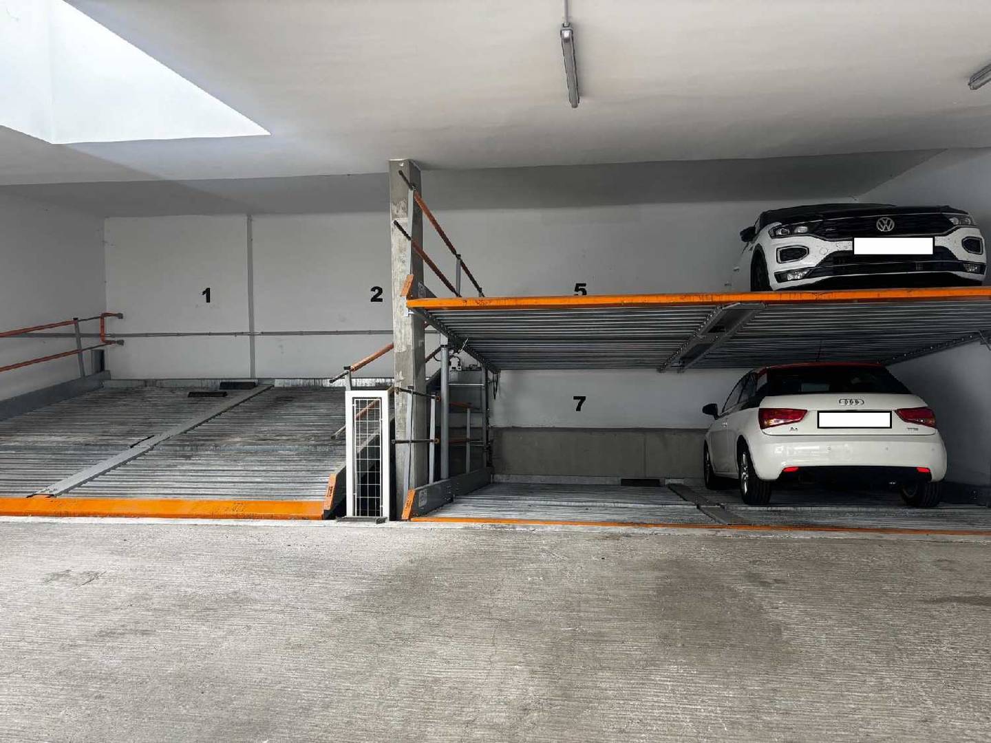 Stapelparker in Tiefgarage Neubau Ottakring