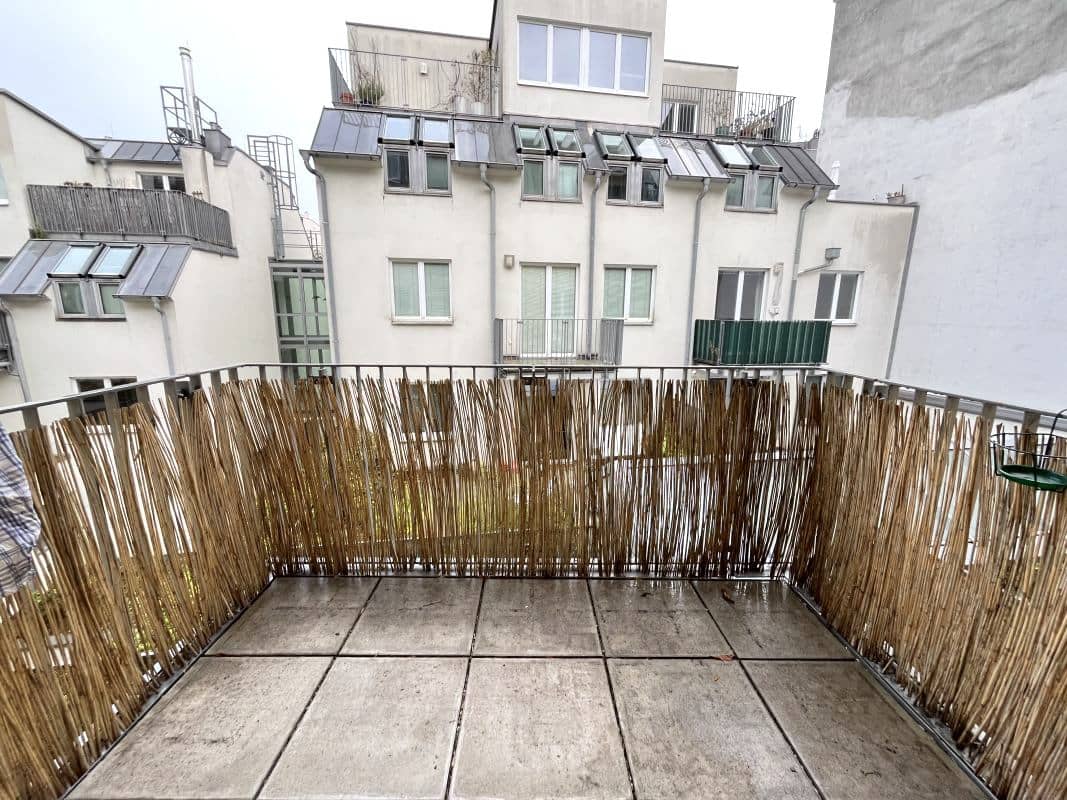 Ruhige 2 Zimmer Wohnung mit Balkon im Neubau