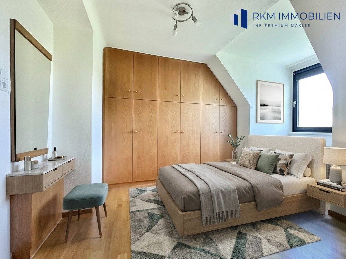 Bright attic apartment with fitted kitchen in quiet location near Wienerwald