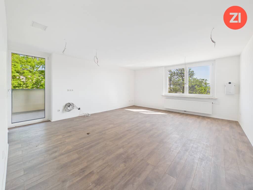 Kernsanierte Wohnung mit Balkon und Kellerabteil