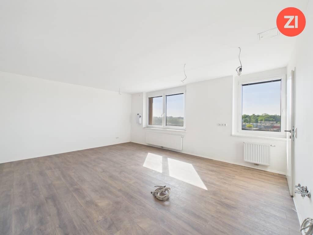 Kernsanierte Wohnung mit Lift und Außenstellplatz