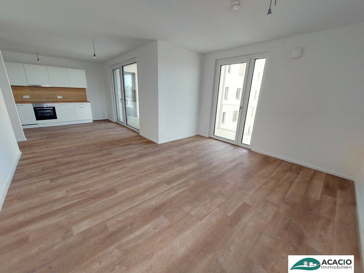 Helle Neubauwohnung mit Loggia in ruhiger Lage