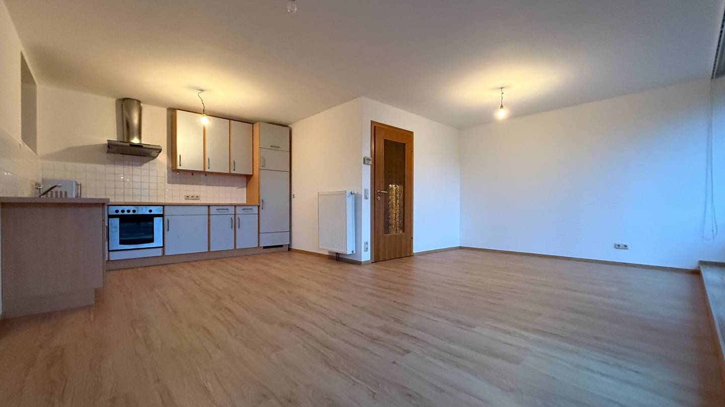 Erdgeschosswohnung mit Terrasse und Garten in sonniger Ruhelage