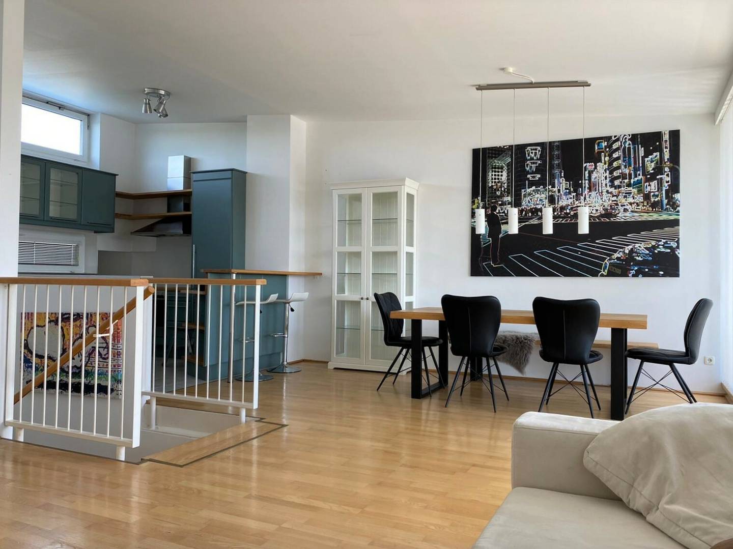 Maisonette apartment with rooftop terrace in central location