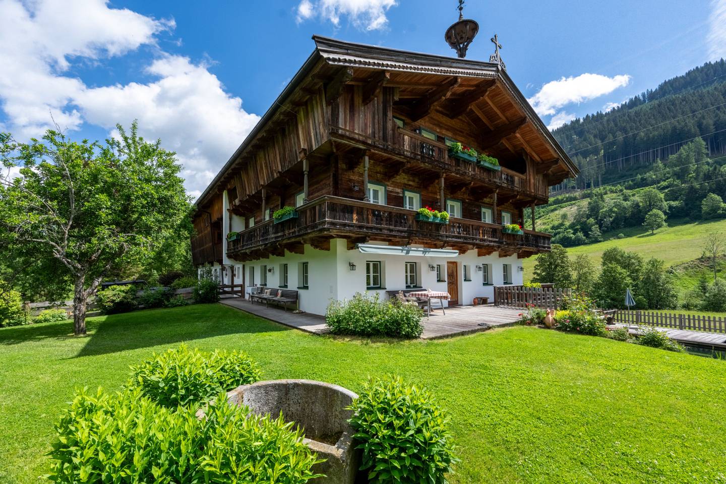 Sanierter Bauernhauscharme mit Pool Wohnung