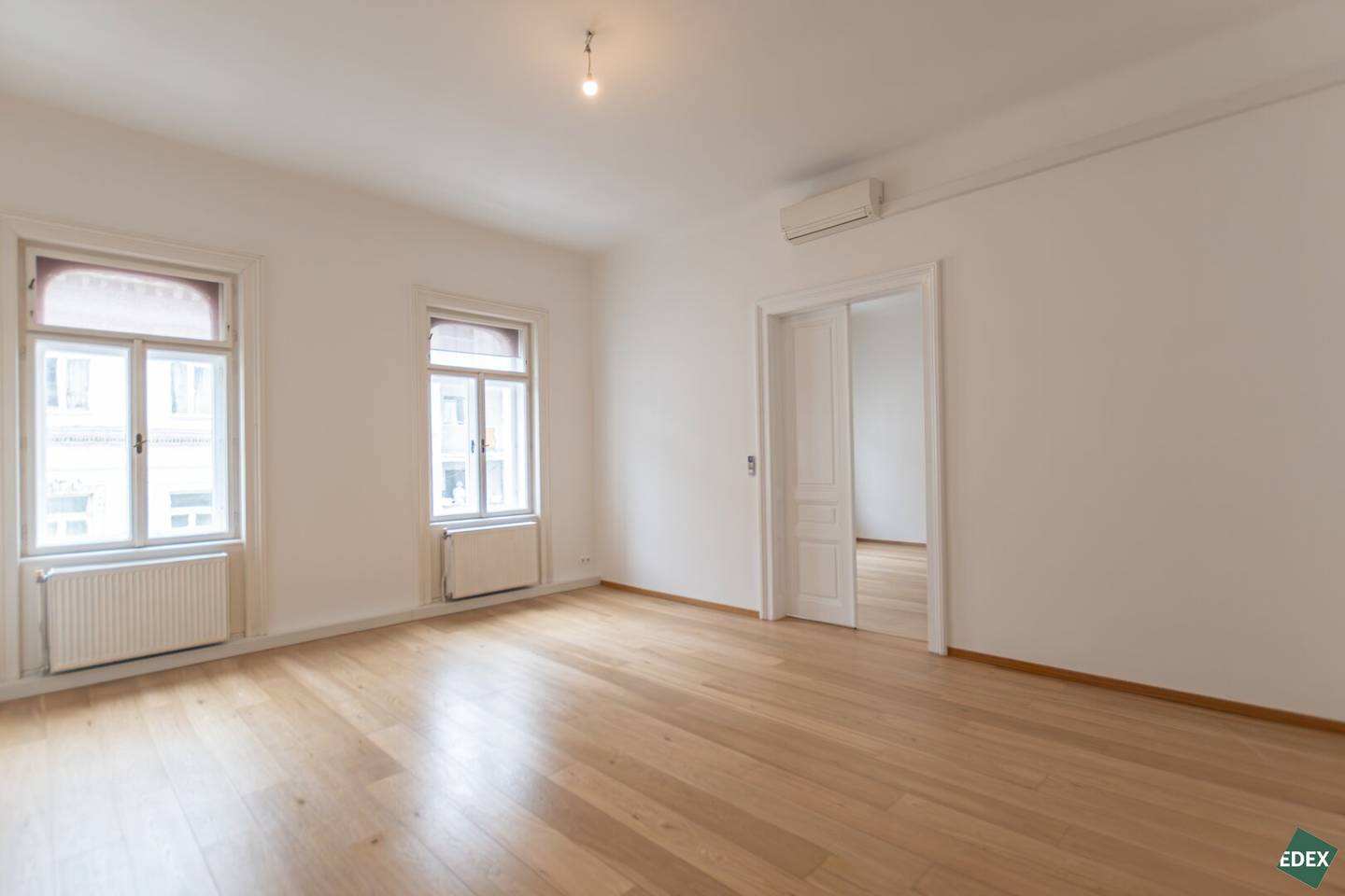 Traumhafte 4 Zimmer Wohnung mit separater Küche in der Lindengasse