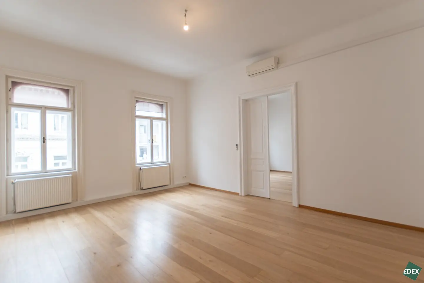 Traumhafte 4 Zimmer Wohnung mit separater Küche in der Lindengasse