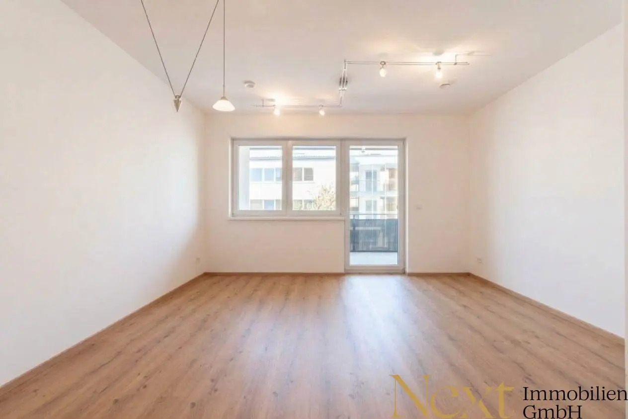 Geförderte 3-Zimmer-Wohnung mit Loggia, Garagenstellplatz und optionalem Gartenanteil in Altenberg zu verkaufen!
