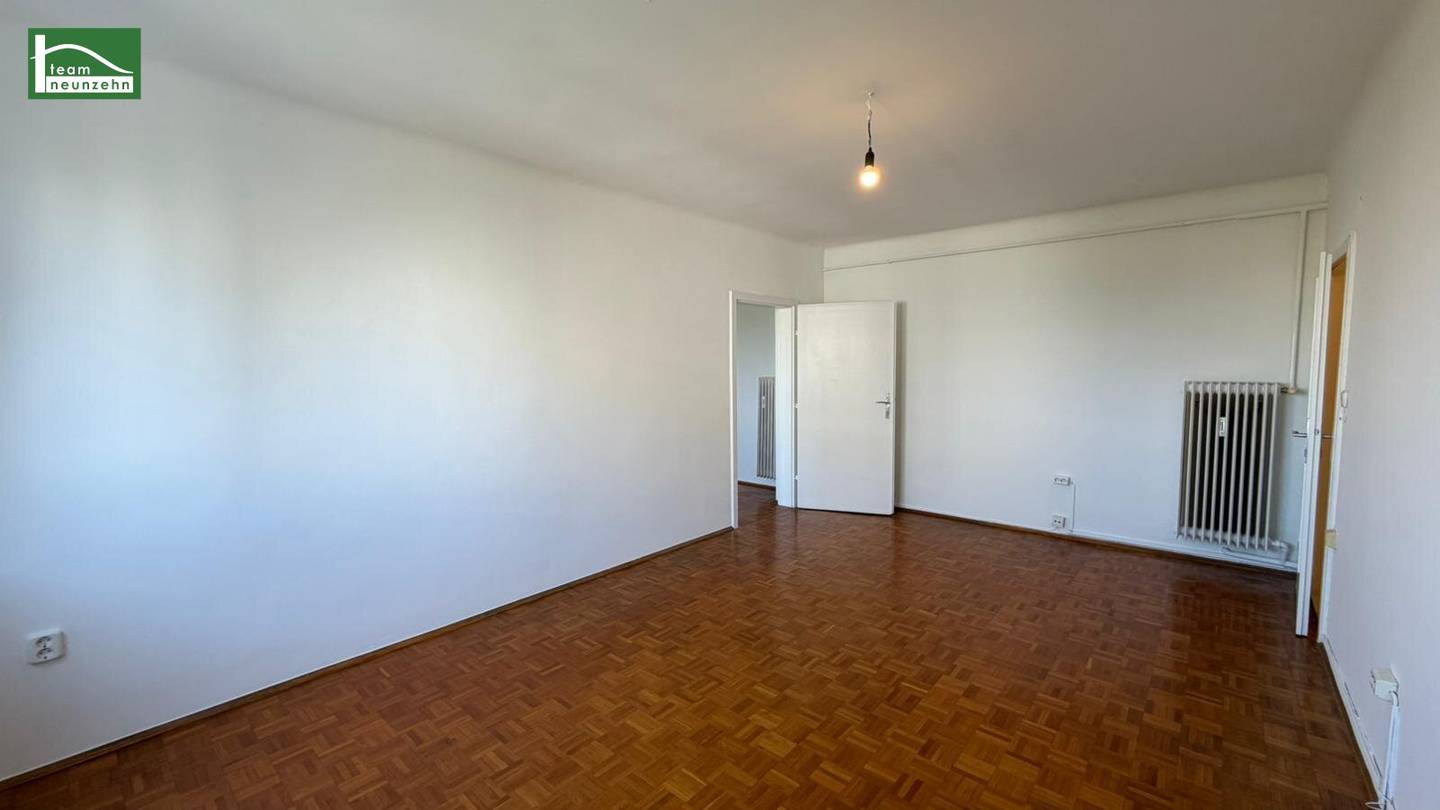 Bright 54 m² apartment with great potential
