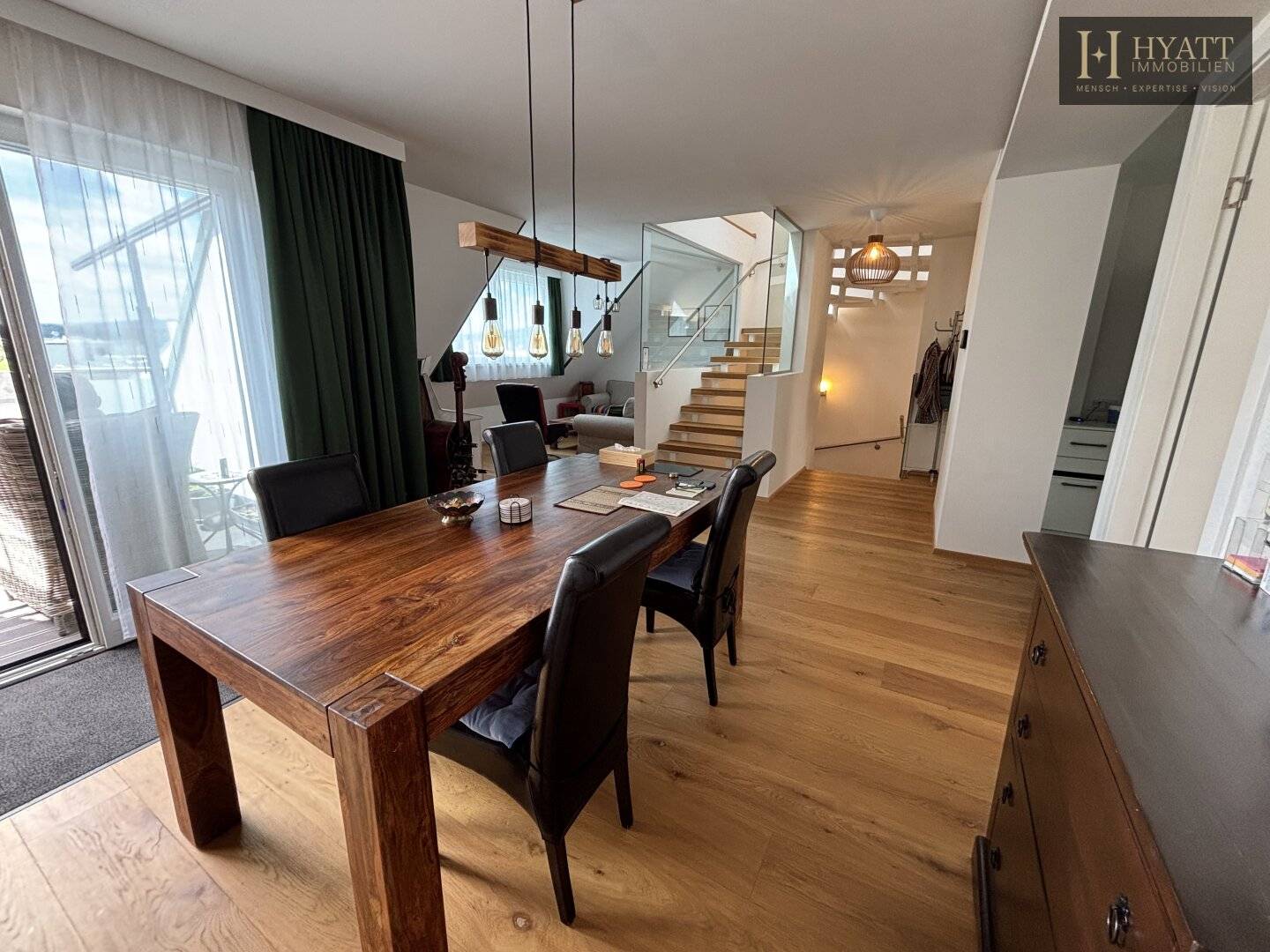 Penthouse mit Glorietteblick und zwei Terrassen