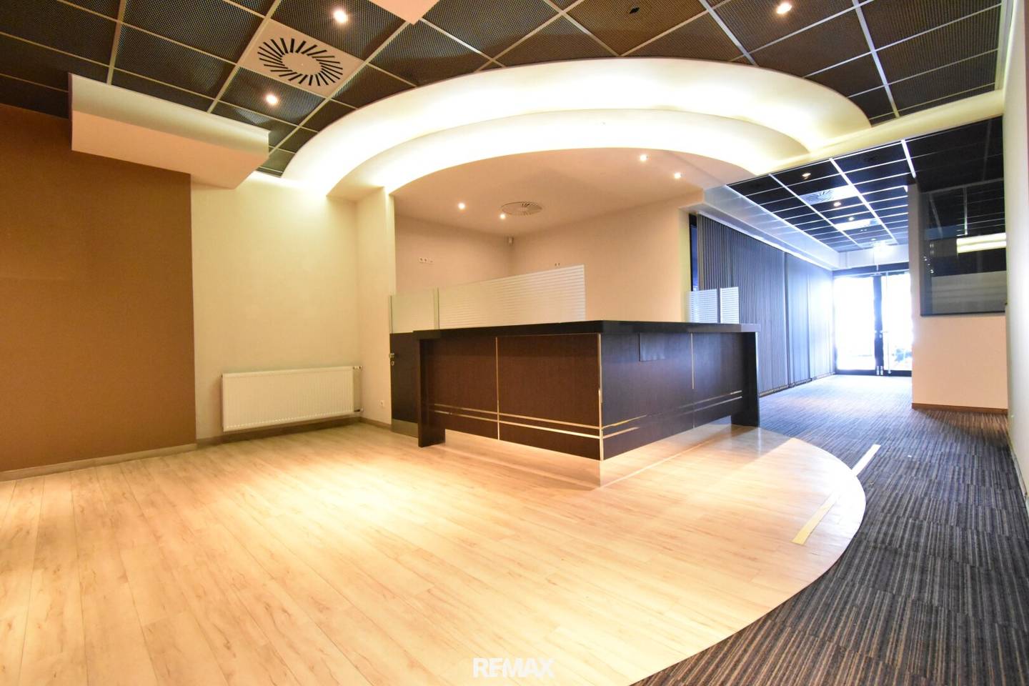 Barrier-free office space with air conditioning in Steyr city center